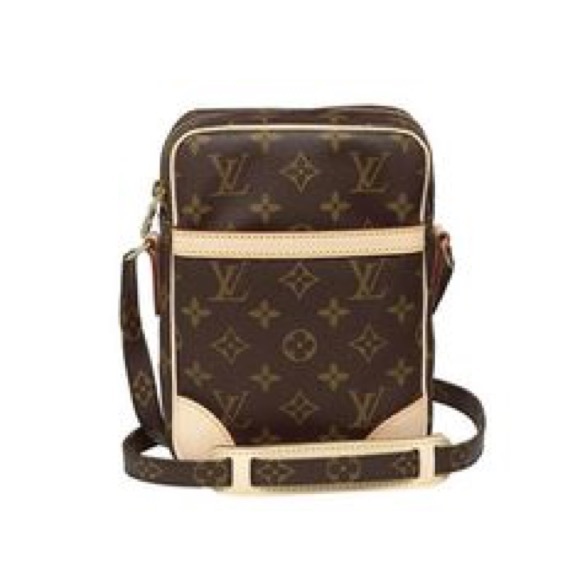 Louis Vuitton Handbags - Louis Vuitton small bag